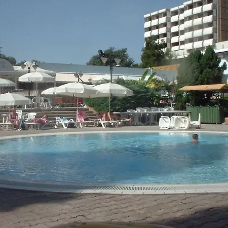 מלון Pical Sunny By Valamar פורץ