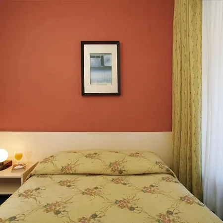 מלון Pical Sunny By Valamar פורץ